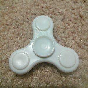 Fidget spinner